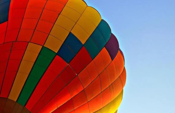 未来を見据えた空の冒険を、あなたも体験しよう！